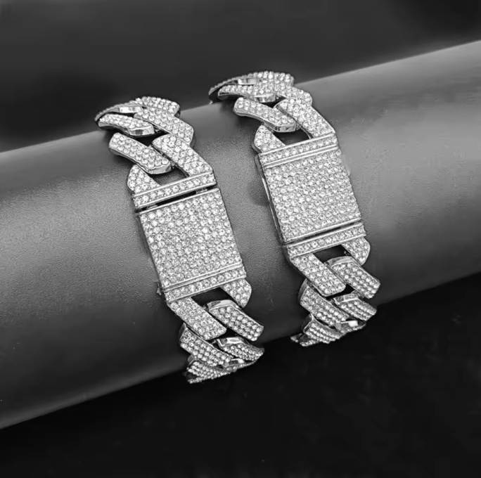 Iced Out 20 inch Jewelry Hip Hop Silver Gold Cuban Link Chain High Quality - DripVault